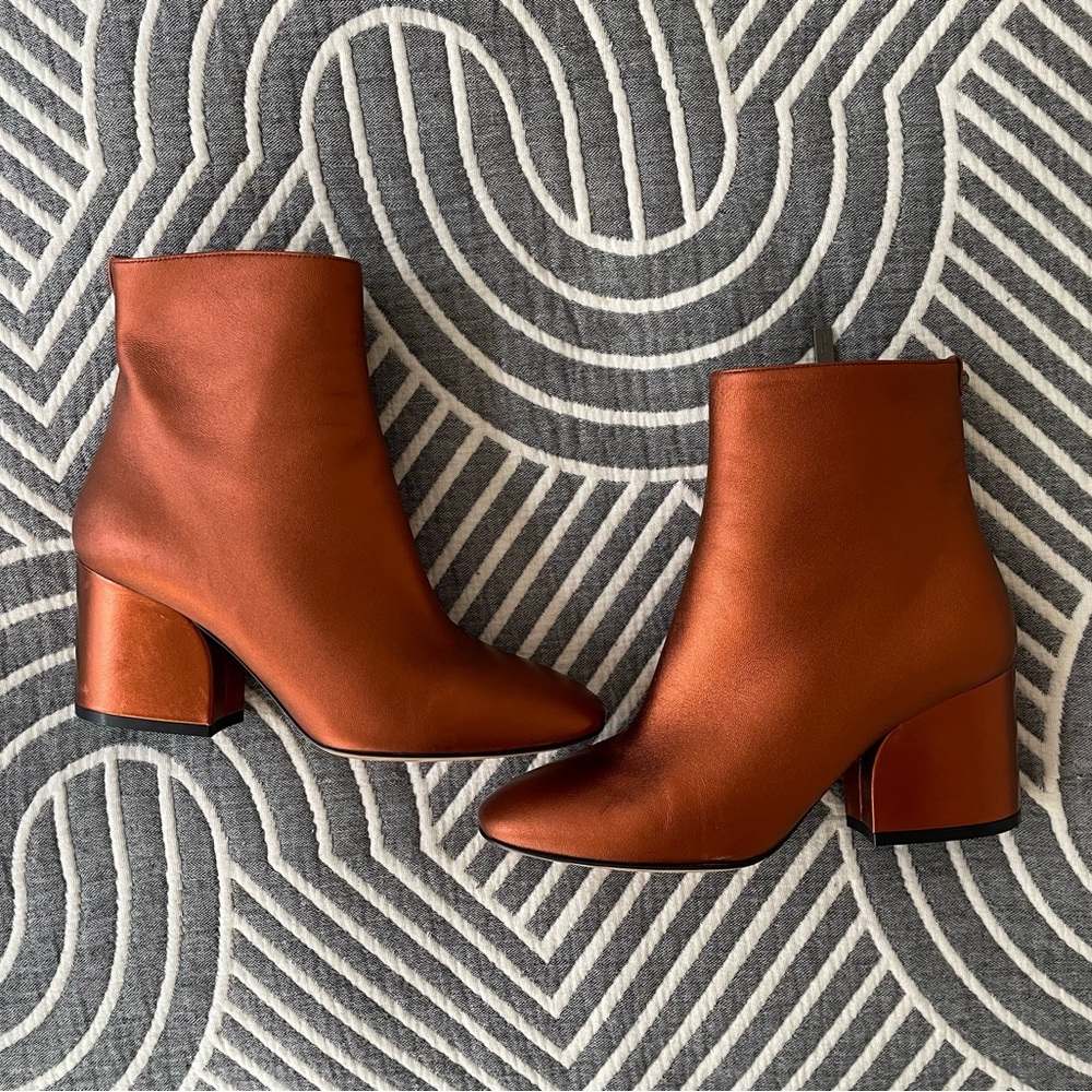 SALVATORE FERRAGAMO 6 Pisa Metallic Copper Leather Mid Heel Ankle Boots